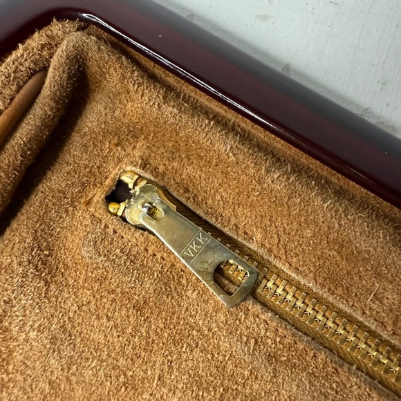 Vintage Brown Genuine Suede Leather Clutch Purse w/ Leucite Closure Bag 1970s - Picture 4 of 7